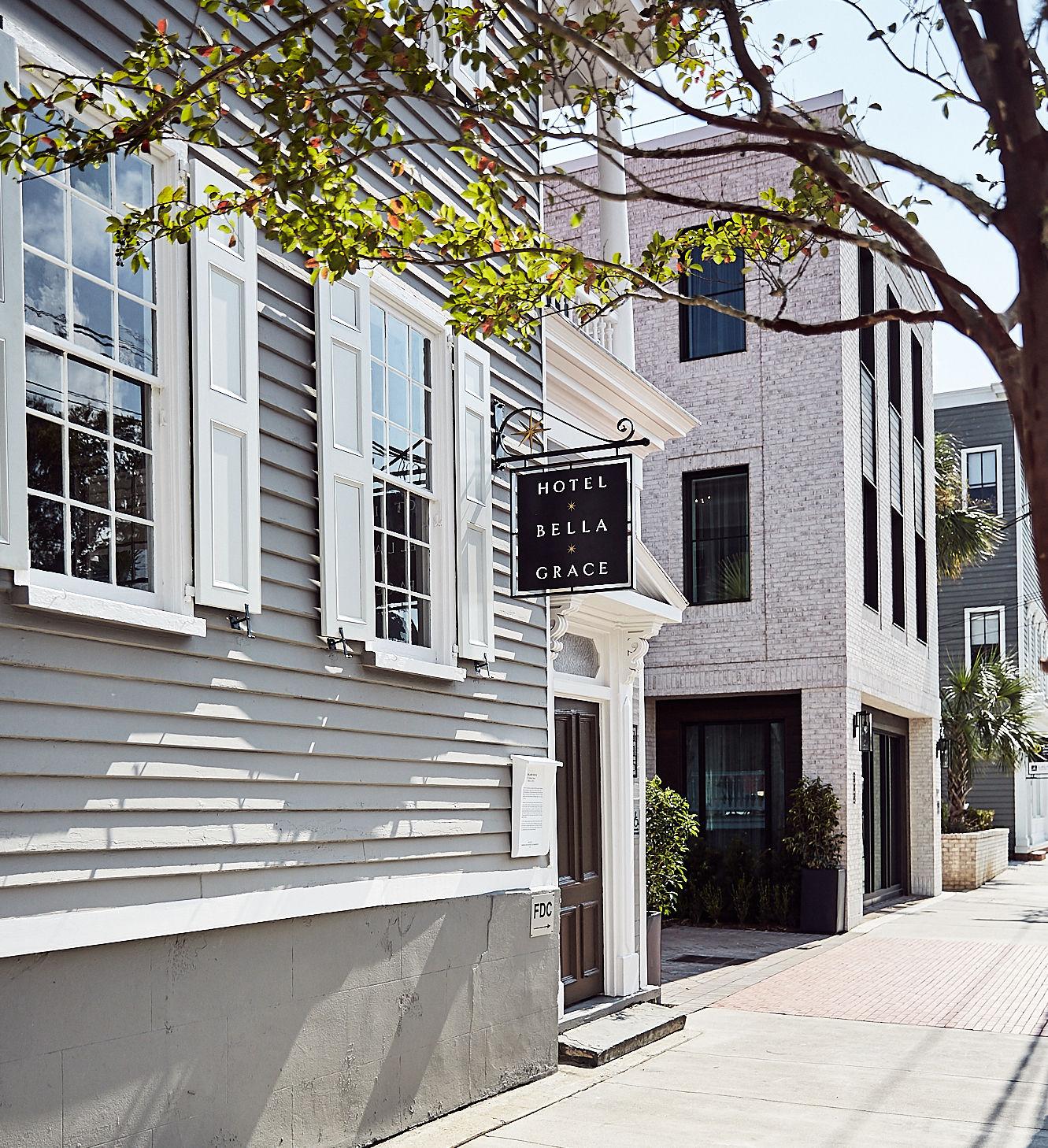 Hotel Bella Grace exterior